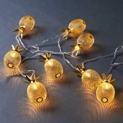 LED-Lichterkette Ananas 10 Lichter Mit USB-Batteriefach MIAMI In Gold -Butlers butlers led lichterkette ananas 10 lichter mit usb batteriefach miami in gold 1