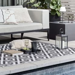 Outdoor Solar-Tischleuchte Mit Farbwechsel LIGHT UP In Schwarz-Weiß 23 Outdoor Solar-Tischleuchte Mit Farbwechsel LIGHT UP In Schwarz-Weiß -Butlers butlers outdoor solar tischleuchte mit farbwechsel light up in schwarz weiss 10