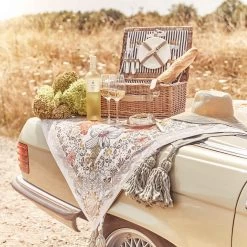 Picknickdecke L 175 X B 154cm BETWEEN FLOWERS In Creme -Butlers butlers picknickdecke l 175 x b 154cm between flowers in creme 7